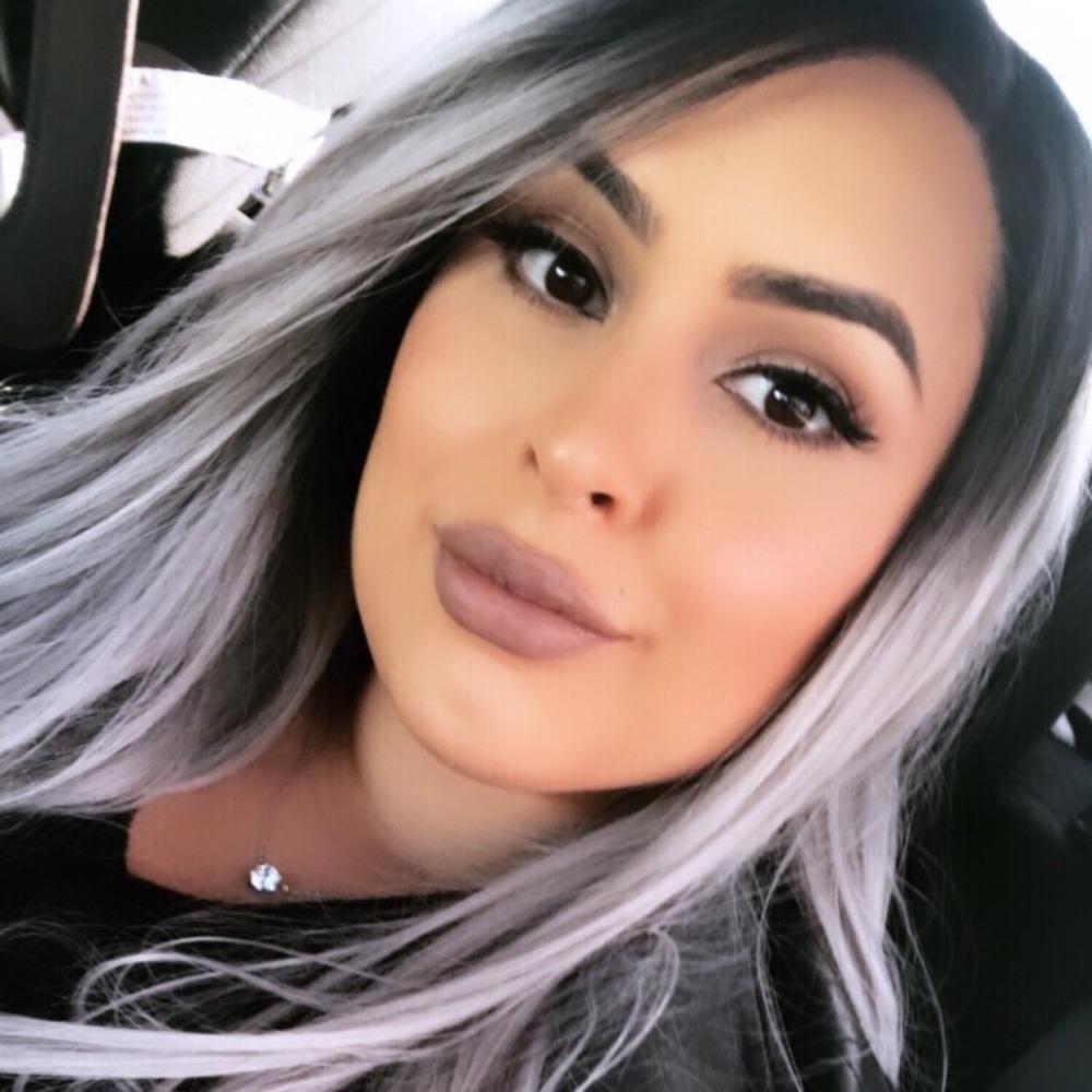 Meet your Posher, Leandra